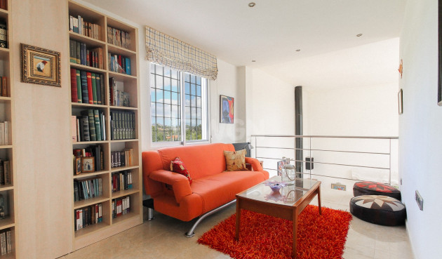 Odsprzedaż - Villa - San Vicente del Raspeig - Inland