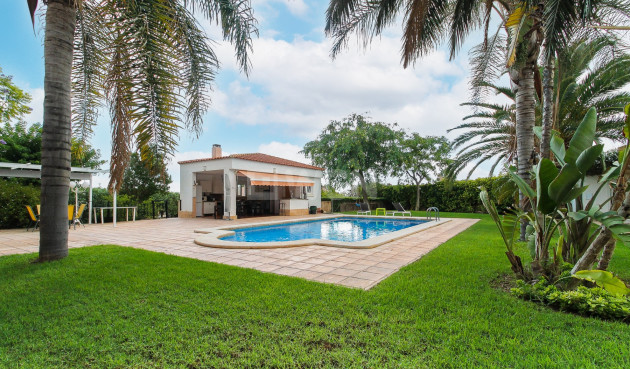 Odsprzedaż - Villa - San Vicente del Raspeig - Inland