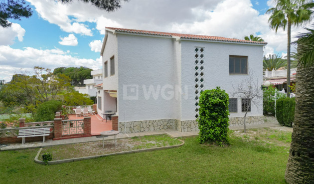 Odsprzedaż - Villa - El Campello - Costa Blanca