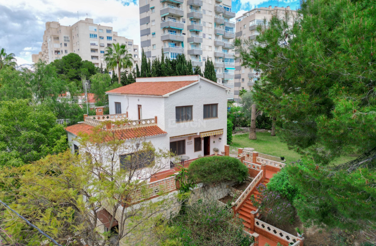 Odsprzedaż - Villa - El Campello - Costa Blanca