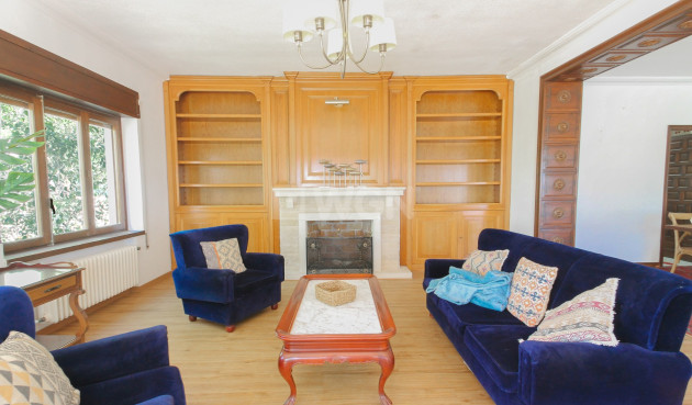 Odsprzedaż - Villa - El Campello - Costa Blanca