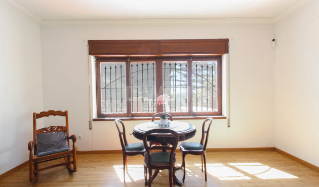 Odsprzedaż - Villa - El Campello - Costa Blanca