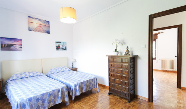 Odsprzedaż - Villa - El Campello - Costa Blanca