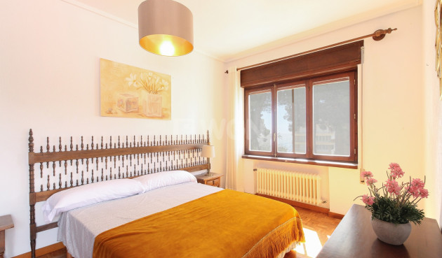 Odsprzedaż - Villa - El Campello - Costa Blanca