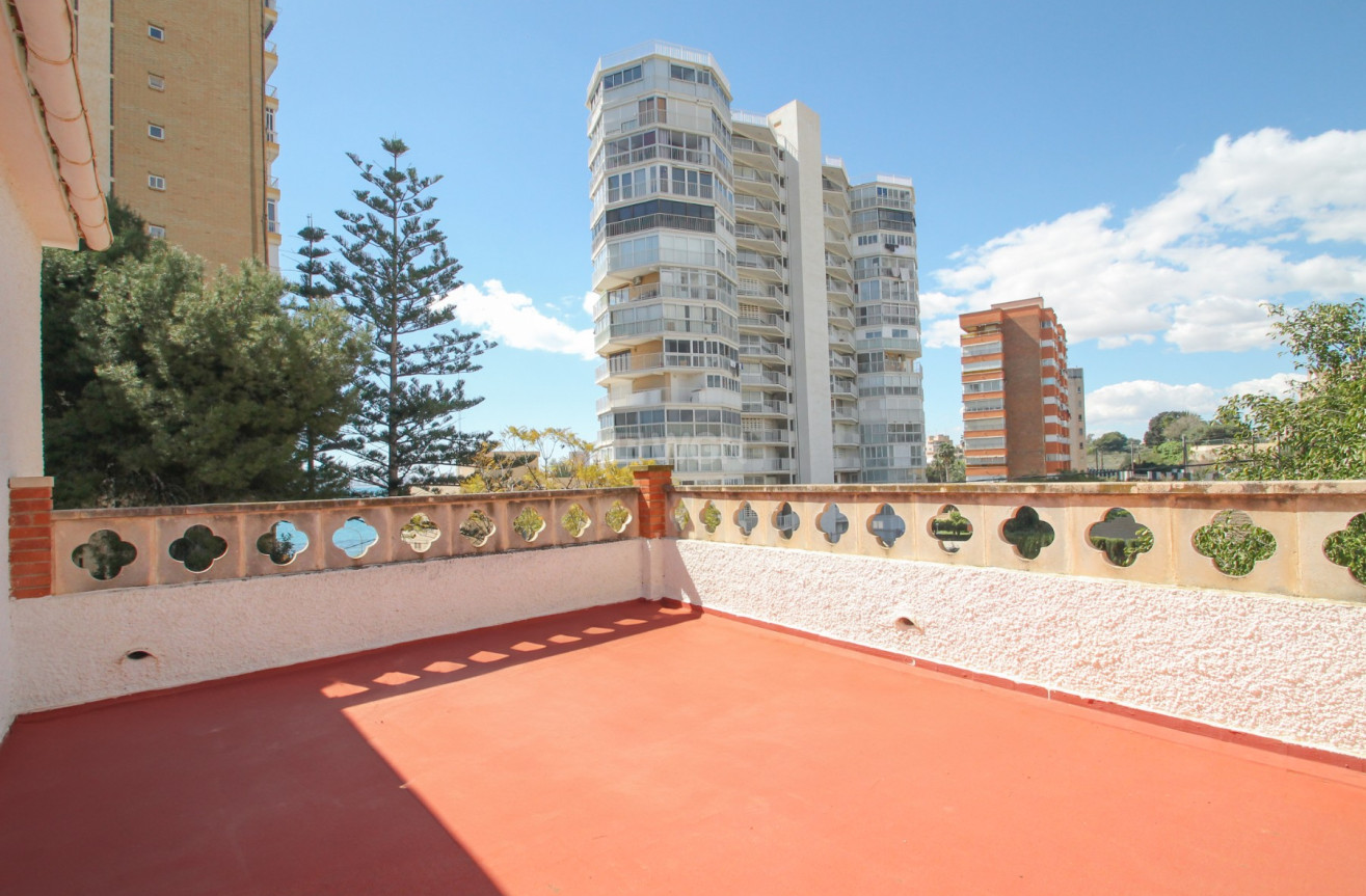 Odsprzedaż - Villa - El Campello - Costa Blanca