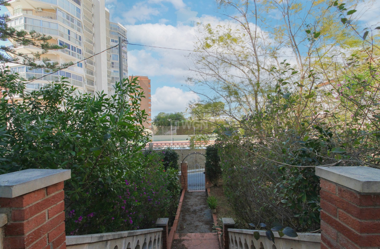 Odsprzedaż - Villa - El Campello - Costa Blanca