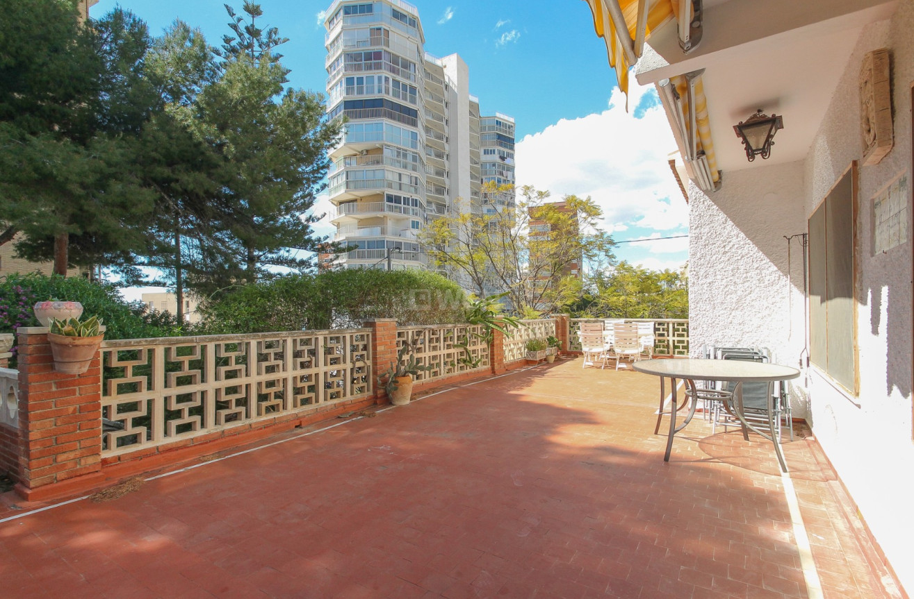 Odsprzedaż - Villa - El Campello - Costa Blanca