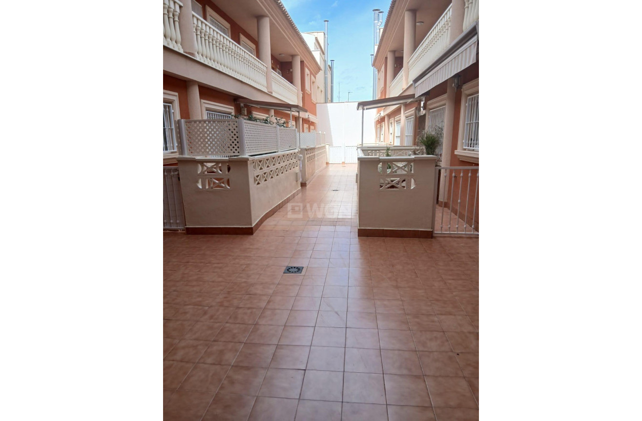 Resale - Apartment / flat - Los Alcázares