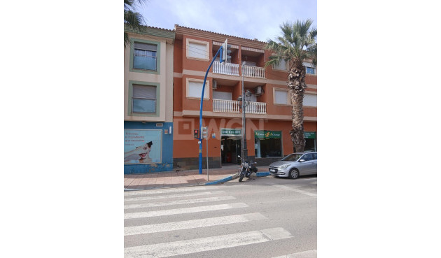 Resale - Apartment / flat - Los Alcázares