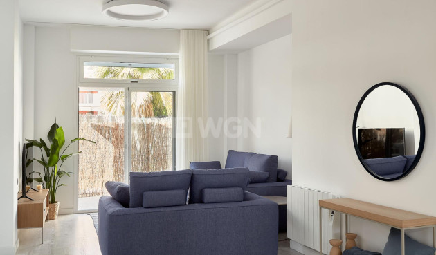 Nowy budynek - Daszek - Vera - El Playazo