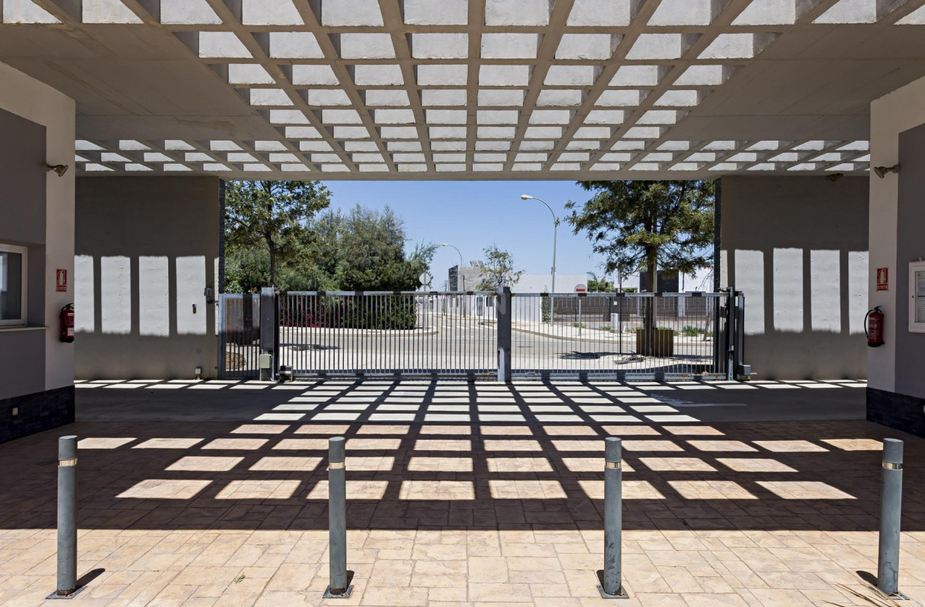 Nowy budynek - Daszek - Vera - El Playazo