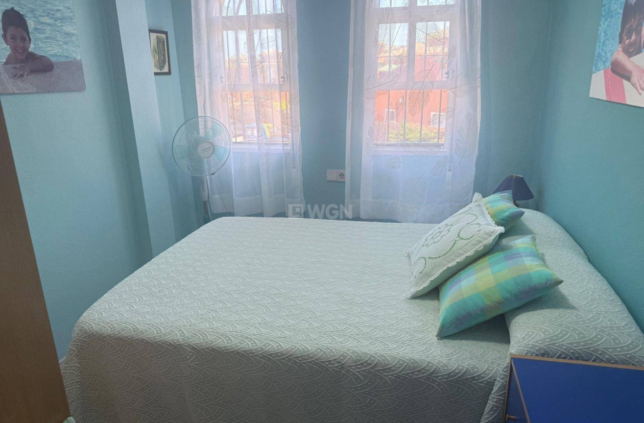 Odsprzedaż - Bungalow - Orihuela Costa - Playa Flamenca