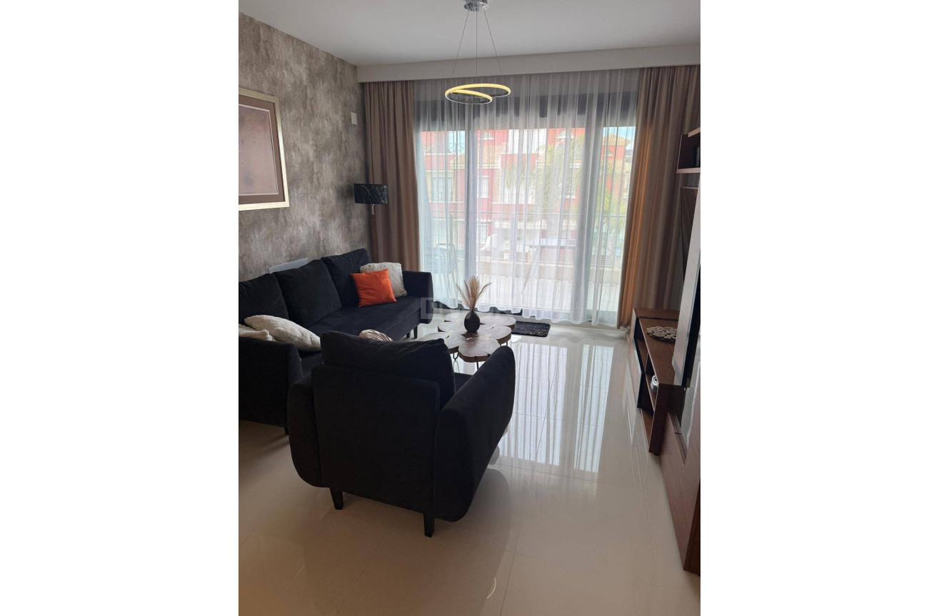 Odsprzedaż - Mieszkanie w bloku - Pilar de la Horadada - La Torre de la Horadada