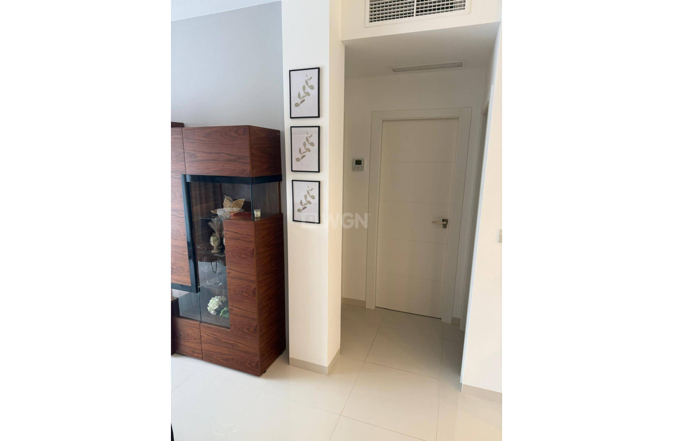 Odsprzedaż - Mieszkanie w bloku - Pilar de la Horadada - La Torre de la Horadada