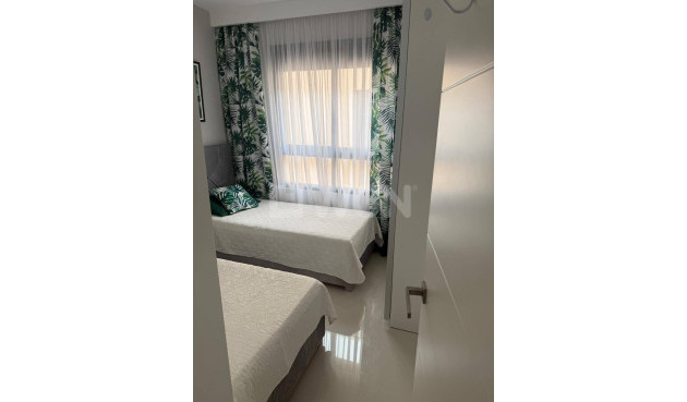 Odsprzedaż - Mieszkanie w bloku - Pilar de la Horadada - La Torre de la Horadada