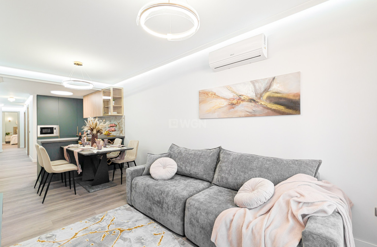 Odsprzedaż - Mieszkanie w bloku - Torrevieja - Costa Blanca