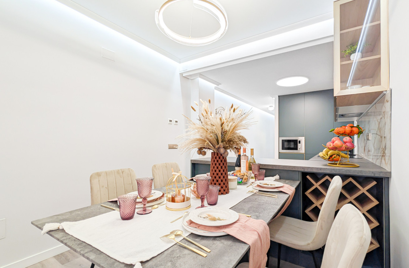 Odsprzedaż - Mieszkanie w bloku - Torrevieja - Costa Blanca