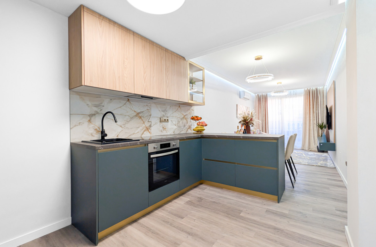 Odsprzedaż - Mieszkanie w bloku - Torrevieja - Costa Blanca