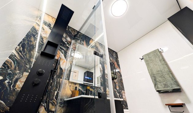 Odsprzedaż - Mieszkanie w bloku - Torrevieja - Costa Blanca