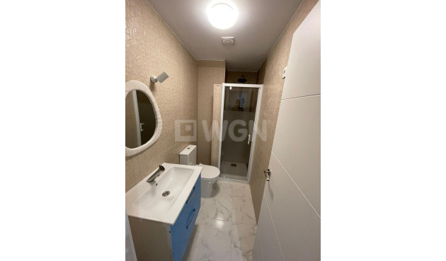 Odsprzedaż - Mieszkanie w bloku - Torrevieja - Costa Blanca