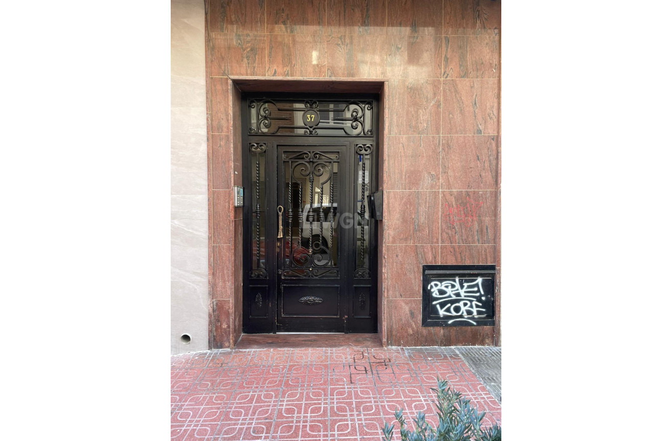 Odsprzedaż - Mieszkanie w bloku - Torrevieja - Costa Blanca