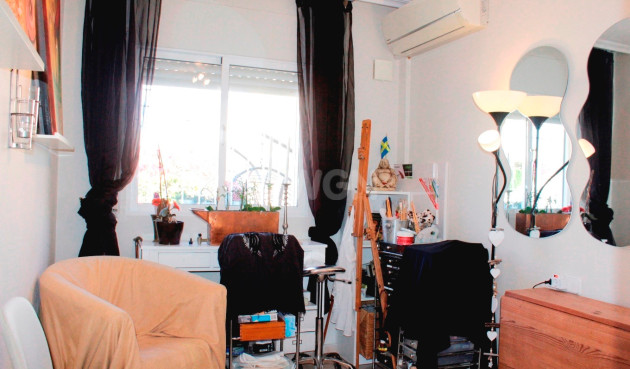 Odsprzedaż - Villa - Villamartin - Costa Blanca