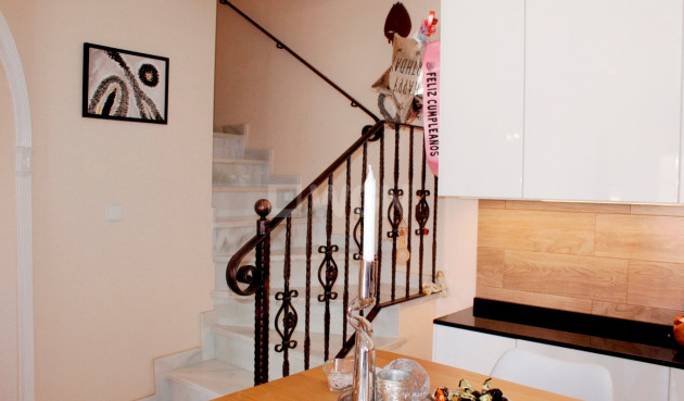 Odsprzedaż - Villa - Villamartin - Costa Blanca