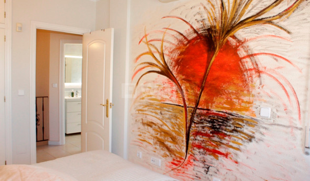 Odsprzedaż - Villa - Villamartin - Costa Blanca