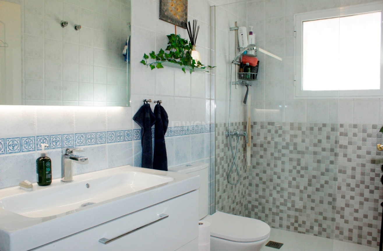 Odsprzedaż - Villa - Villamartin - Costa Blanca