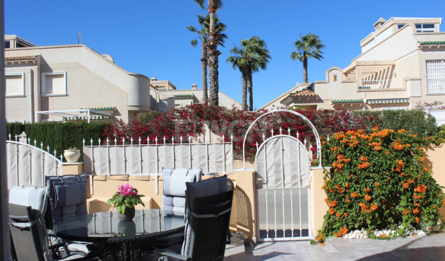 Odsprzedaż - Villa - Villamartin - Costa Blanca