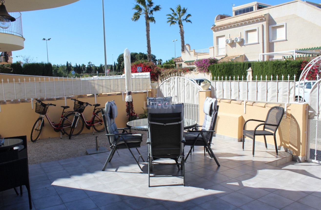 Odsprzedaż - Villa - Villamartin - Costa Blanca