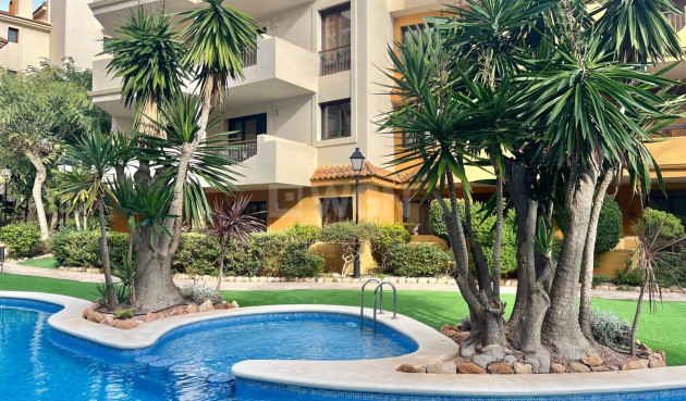 Odsprzedaż - Bungalow - Torrevieja - Punta Prima