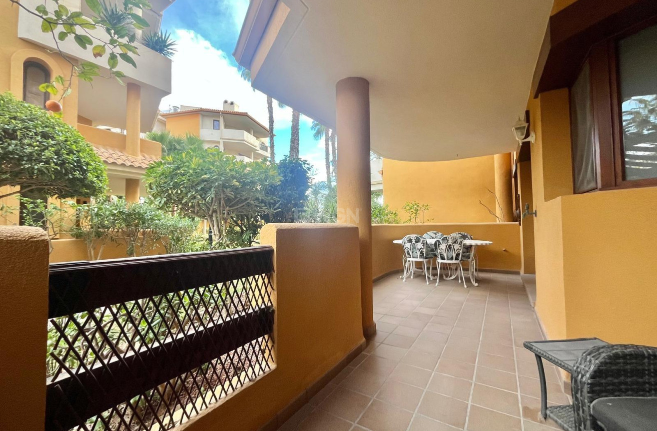 Odsprzedaż - Bungalow - Torrevieja - Punta Prima