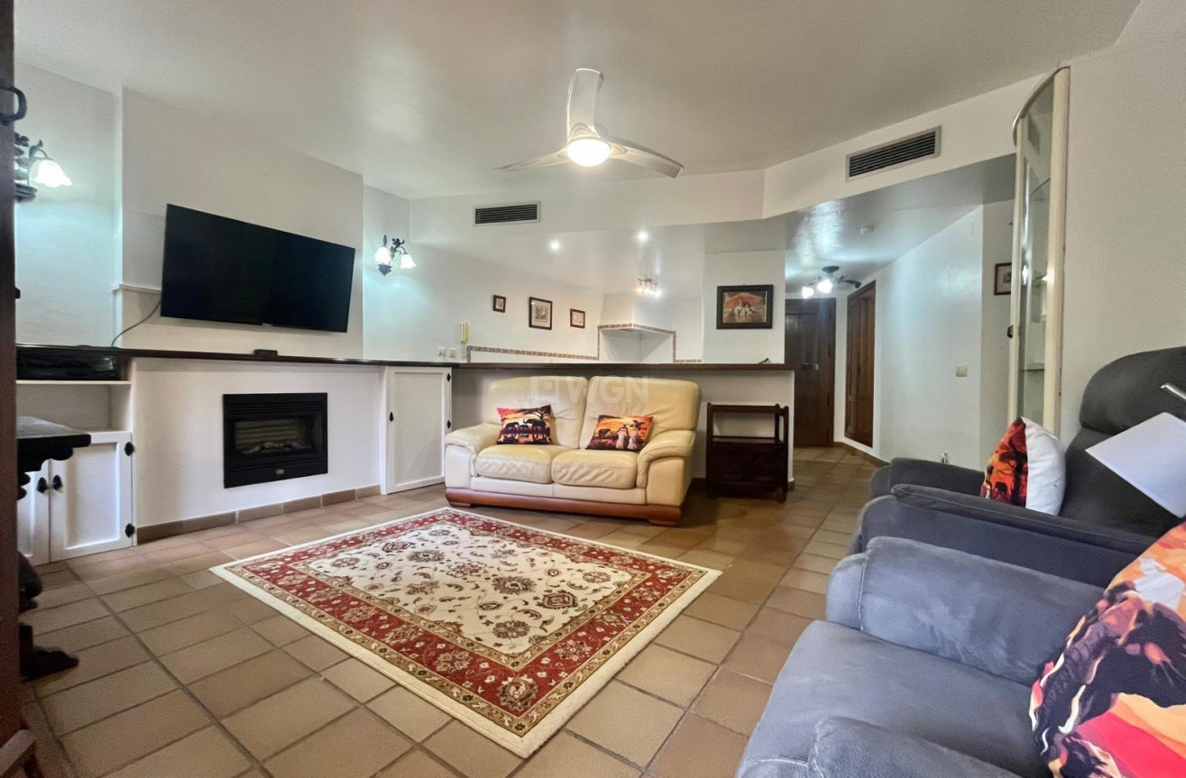 Odsprzedaż - Bungalow - Torrevieja - Punta Prima