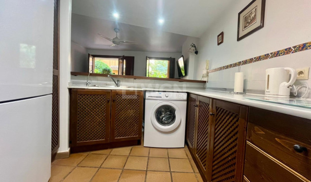 Odsprzedaż - Bungalow - Torrevieja - Punta Prima