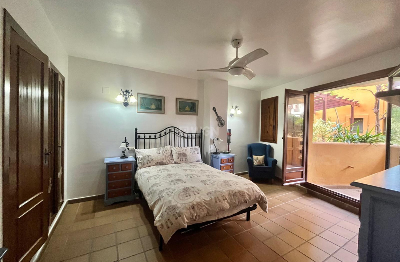 Odsprzedaż - Bungalow - Torrevieja - Punta Prima