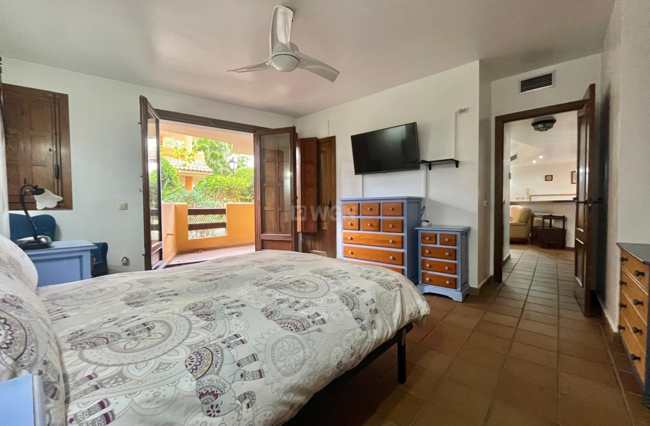 Odsprzedaż - Bungalow - Torrevieja - Punta Prima