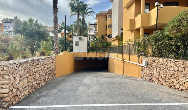 Odsprzedaż - Bungalow - Torrevieja - Punta Prima