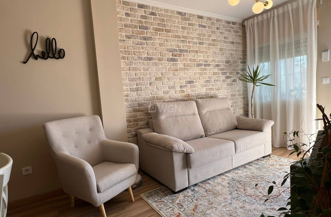 Odsprzedaż - Mieszkanie w bloku - Pilar de la Horadada - La Torre de la Horadada