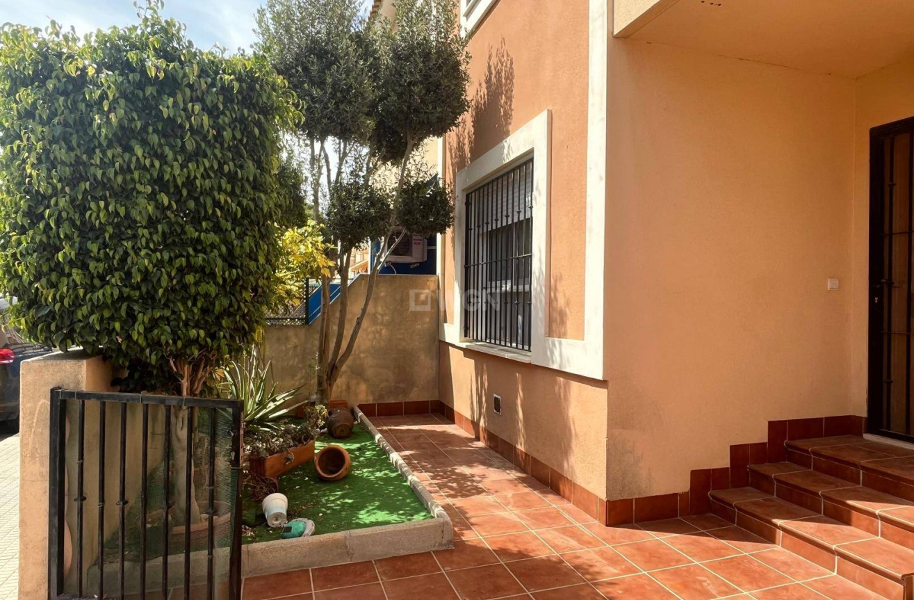 Odsprzedaż - Kamienica - Santiago de la ribera - San blas