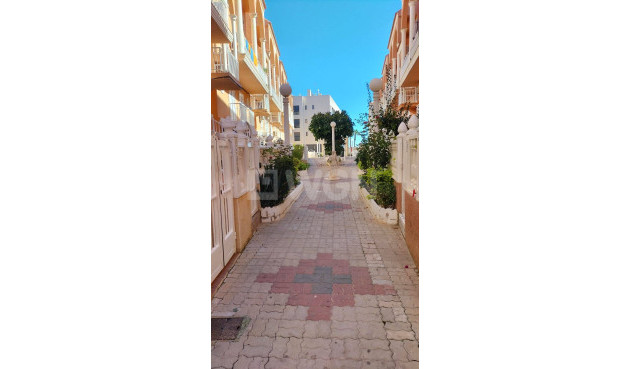 Odsprzedaż - Daszek - Torrevieja - La Mata Pueblo