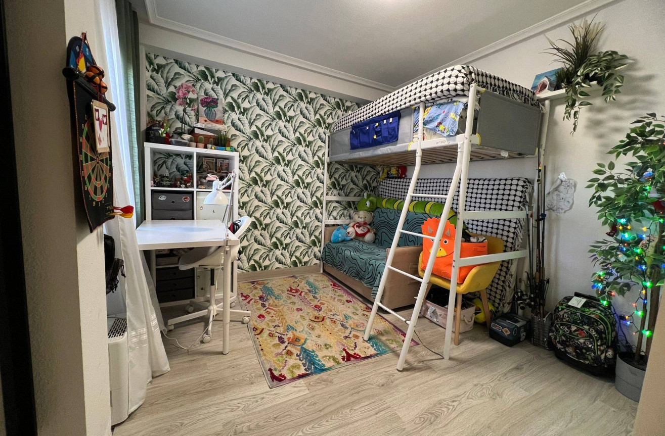 Odsprzedaż - Mieszkanie w bloku - Torrevieja - aguas nuevas