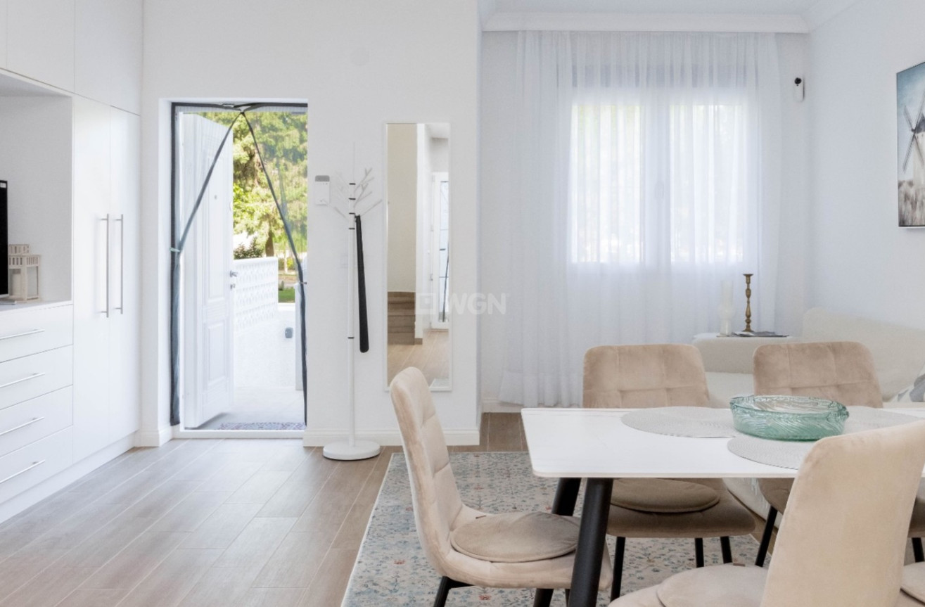 Odsprzedaż - Kamienica - Orihuela Costa - Costa Blanca