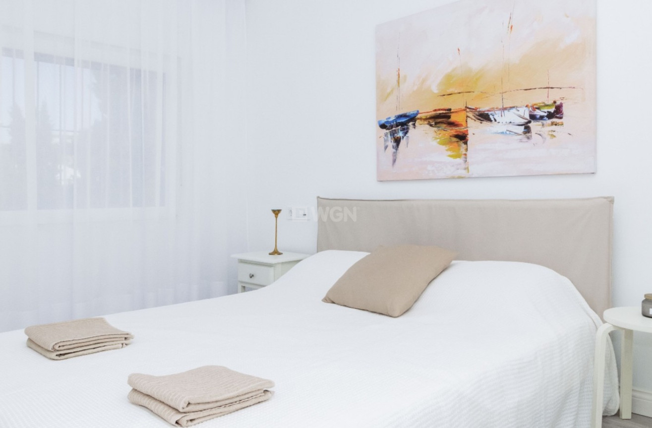 Odsprzedaż - Kamienica - Orihuela Costa - Costa Blanca