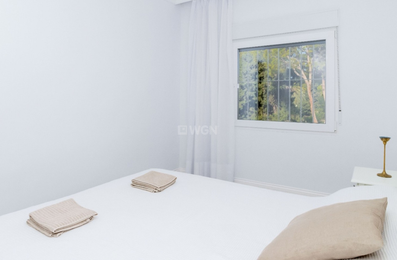 Odsprzedaż - Kamienica - Orihuela Costa - Costa Blanca