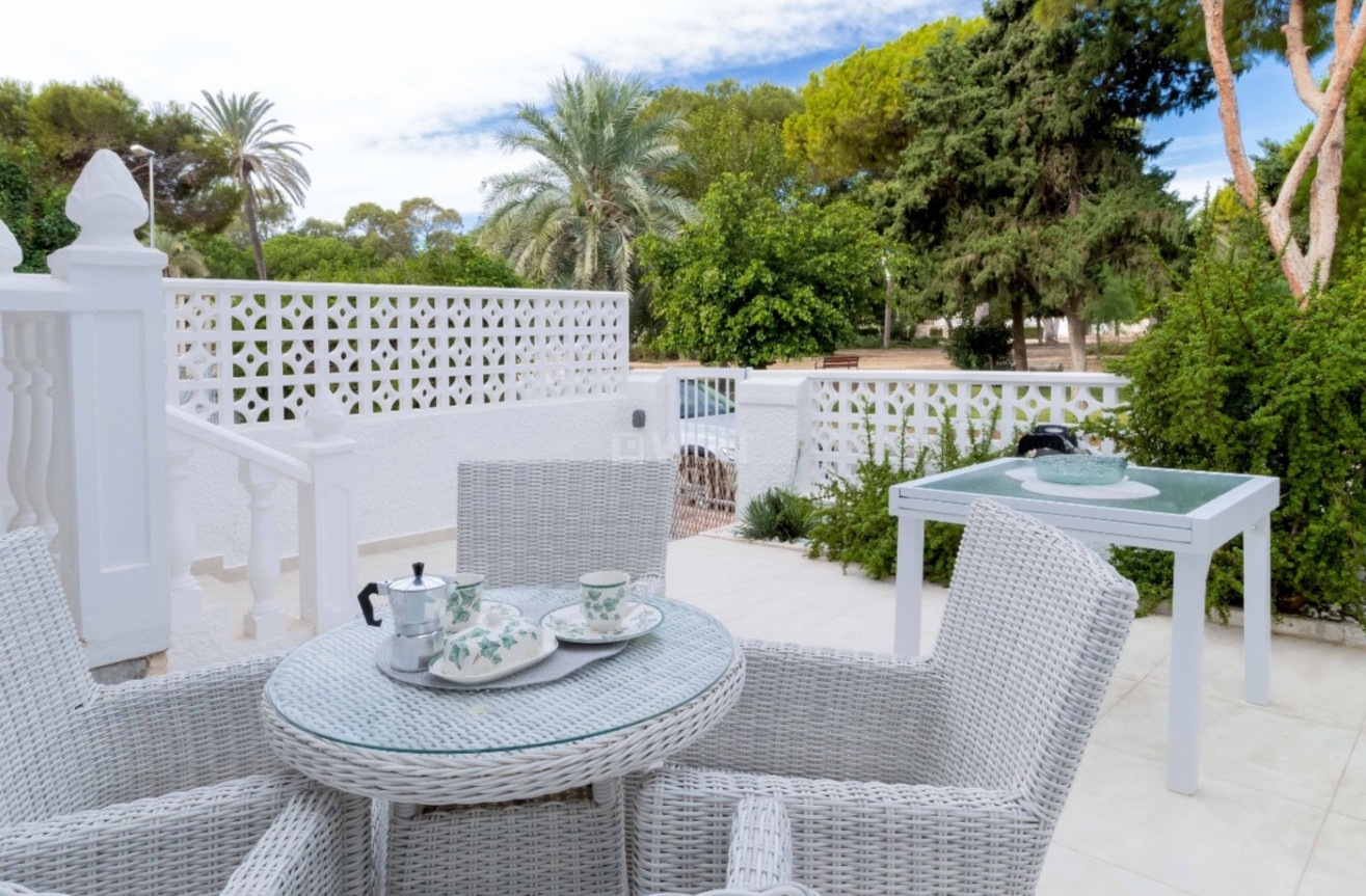 Odsprzedaż - Kamienica - Orihuela Costa - Costa Blanca