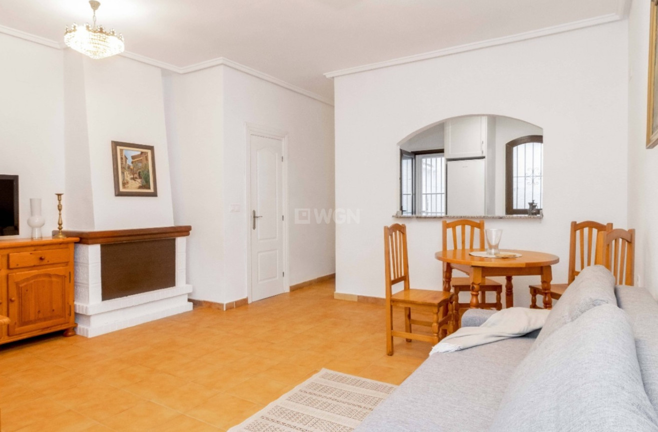 Odsprzedaż - Kamienica - Orihuela Costa - Costa Blanca