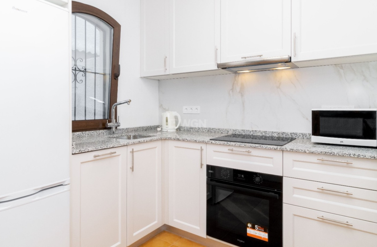 Odsprzedaż - Kamienica - Orihuela Costa - Costa Blanca