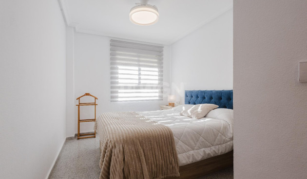 Odsprzedaż - Mieszkanie w bloku - San Miguel de Salinas - Inland