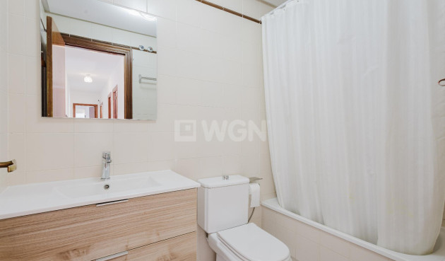 Odsprzedaż - Mieszkanie w bloku - San Miguel de Salinas - Inland